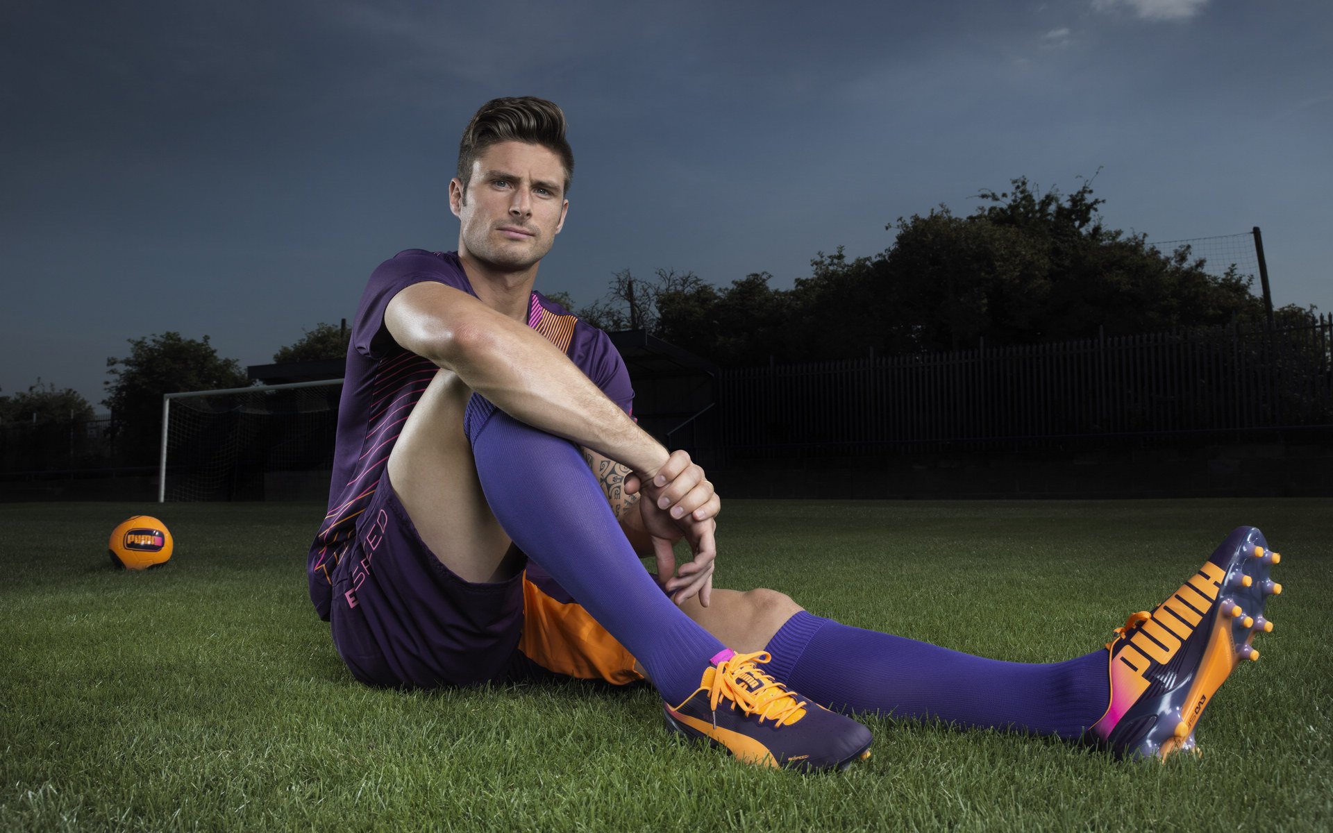 九游体育网页版-德甲团队合作：配合默契，攻防一体，德甲球队关系探究